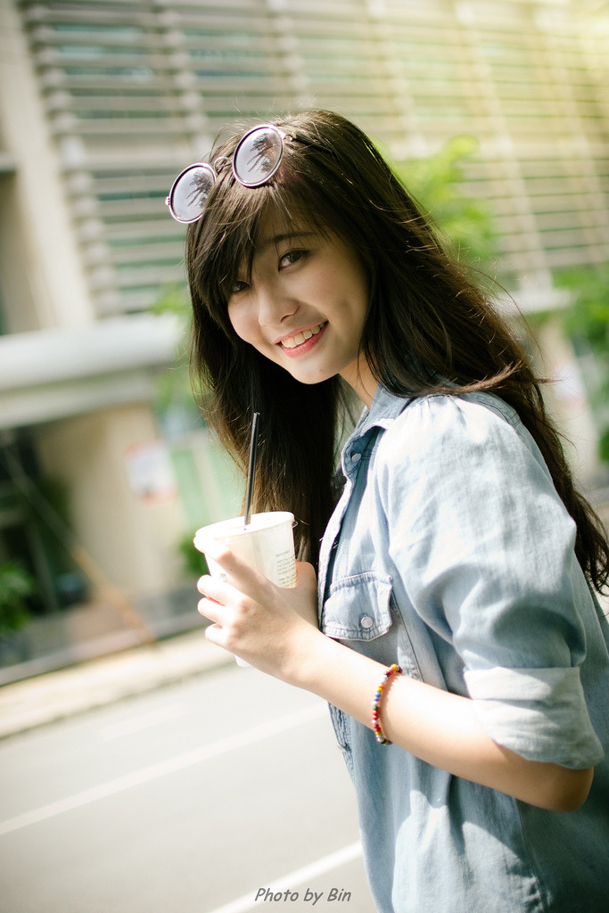 美女邻居在线观看